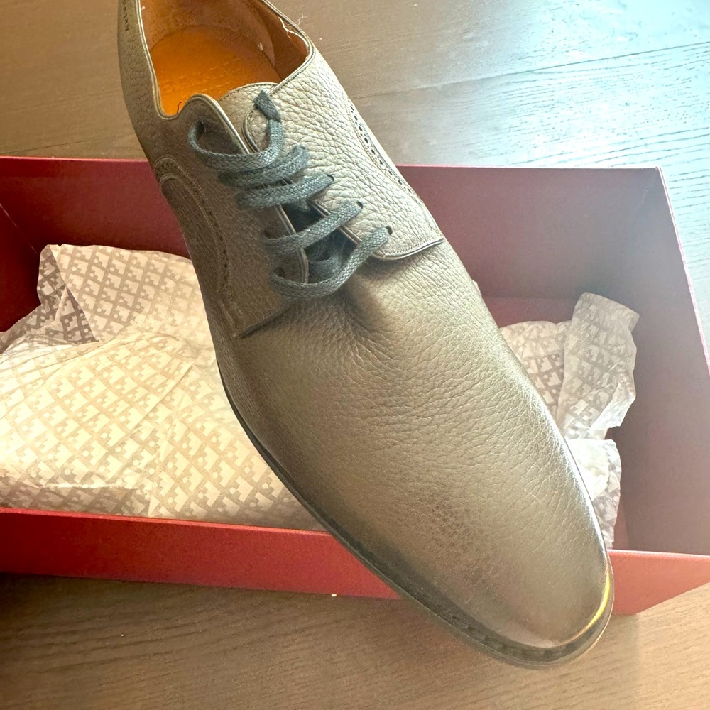 Men’s luxury shoes